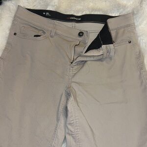 Liz Claiborne Beige Pants size 16 womens